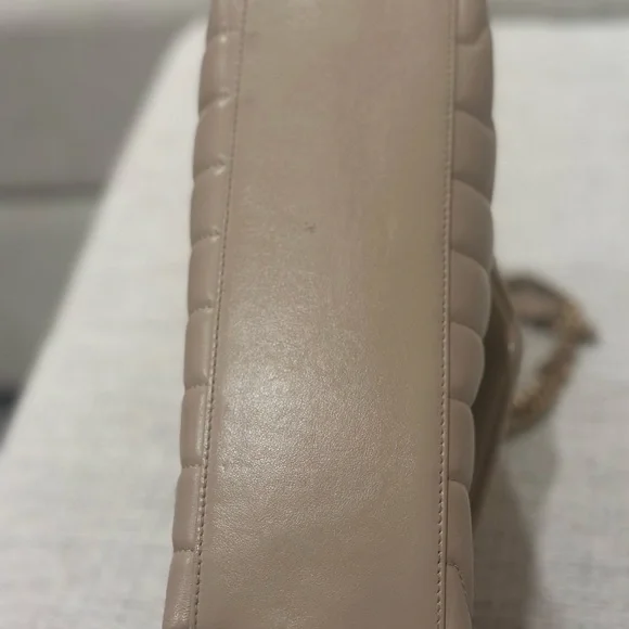 Yves Saint Laurent Tan Toy LouLou Bag - Picture 7 of 11